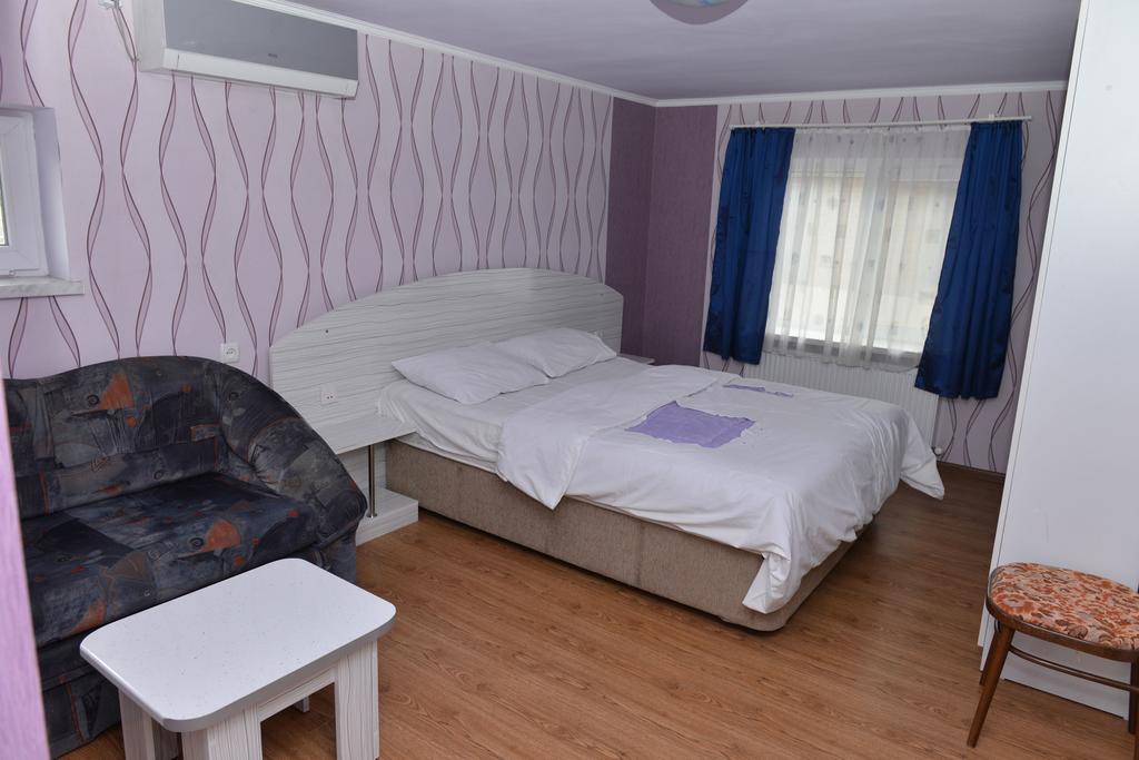Tourist Hotel Akhaltsikhe  Room photo